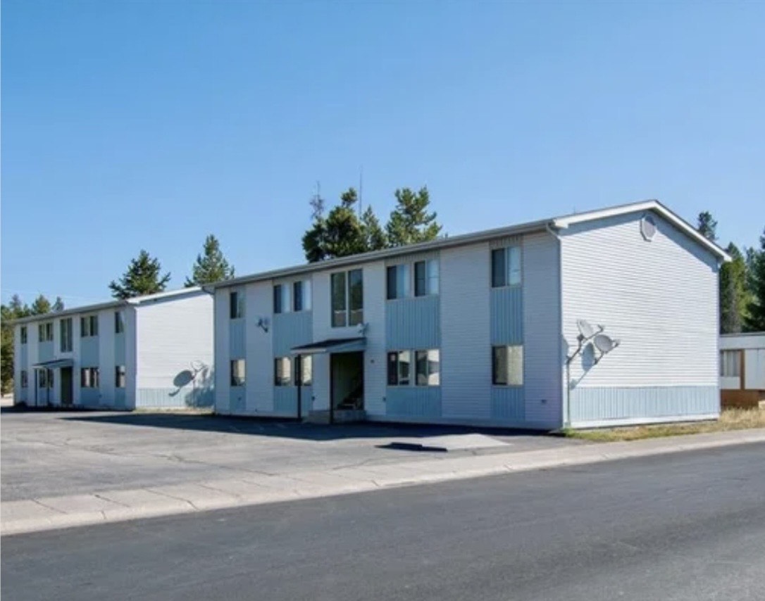 Gibbon Avenue Apartments